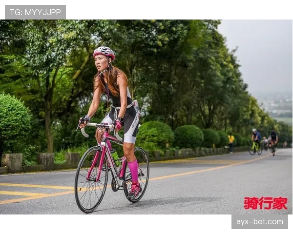 罗贝托展现卓越战术适应力 助力球队灵活应对赛场挑战