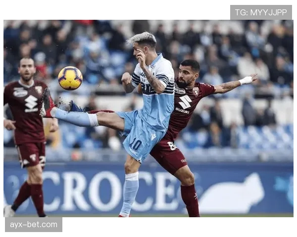 都灵逼抢体系显成效,战术升级助球队重返胜利轨道 都灵逼抢体系显成效,战术升级助球队重返胜利轨道