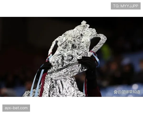 萨维奇战术适配性成新赛季制胜关键，球队表现显著提升引关注