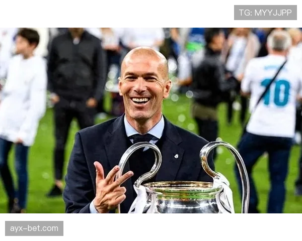 齐达内执教哲学：以人性关怀融合战术智慧，铸就冠军之师的关键密码