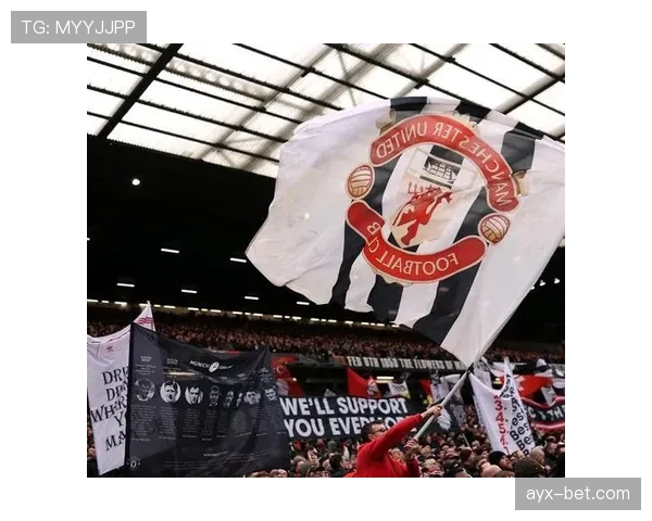 曼联防守体系漏洞频出,对赛季竞争稳定性形成考验 曼联防守体系漏洞频出,对赛季竞争稳定性形成考验